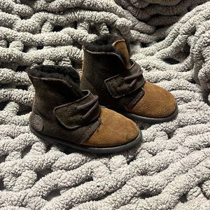Toddler ugg boots